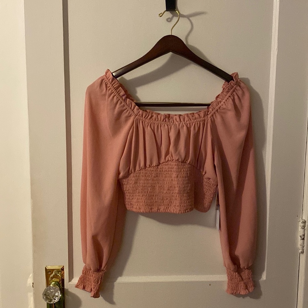 Women’s 1state cropped blouse. Color-blush. Size Medium.